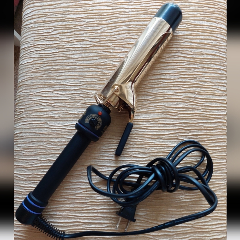 Gold and Black Curling Iron